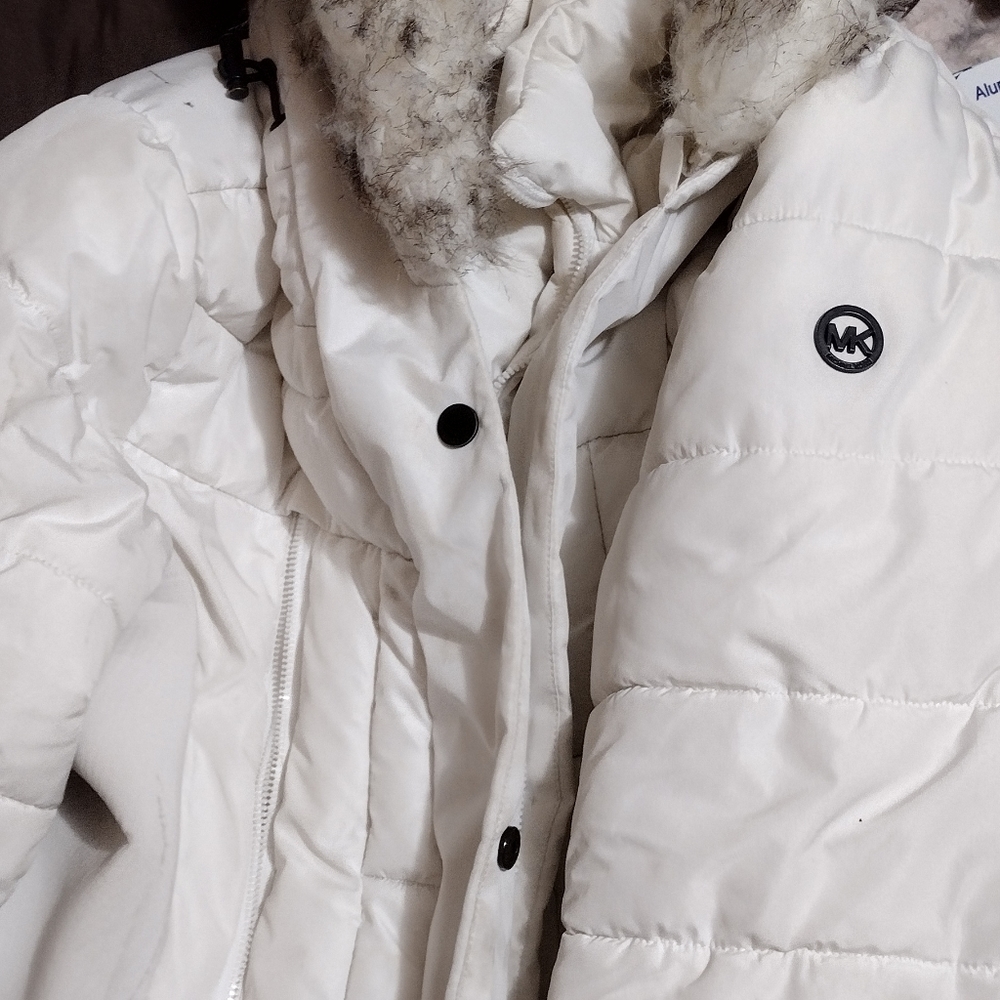 Michael kors white XL puffy jacket